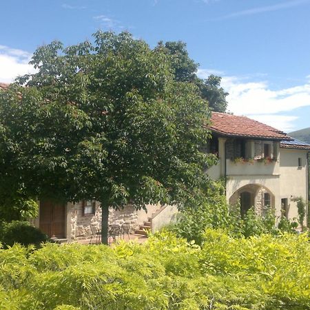 Villa Casale Degli Ulivi Gualdo Tadino Exterior foto